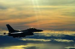 华体会国米赞助商-东决关键战之夜，福克斯统治全场