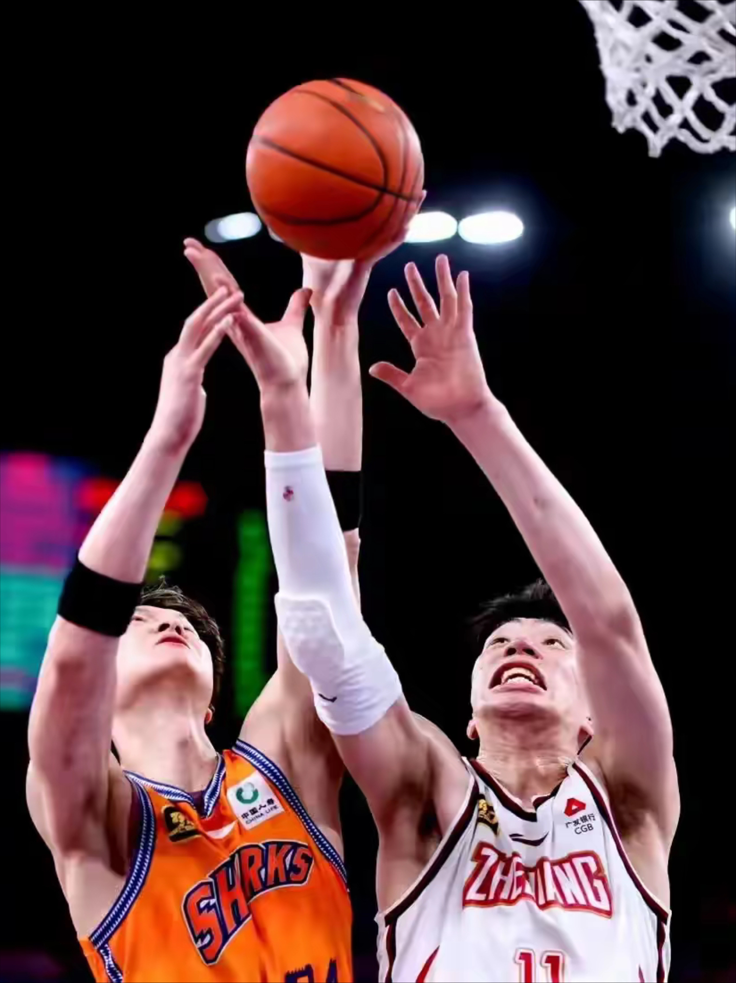 浙江男篮在主场大胜，展现出色比赛